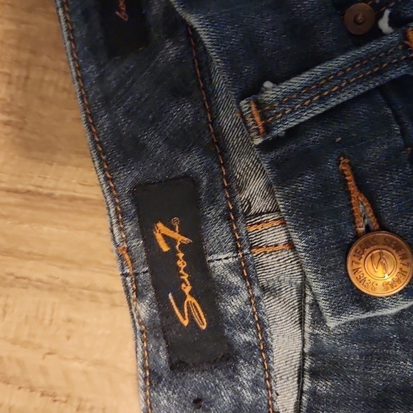 SEVEN 7 Boot Cut Denim Jeans Size 4 Inseam Size 29 Excellent Condition - Picture 2 of 6